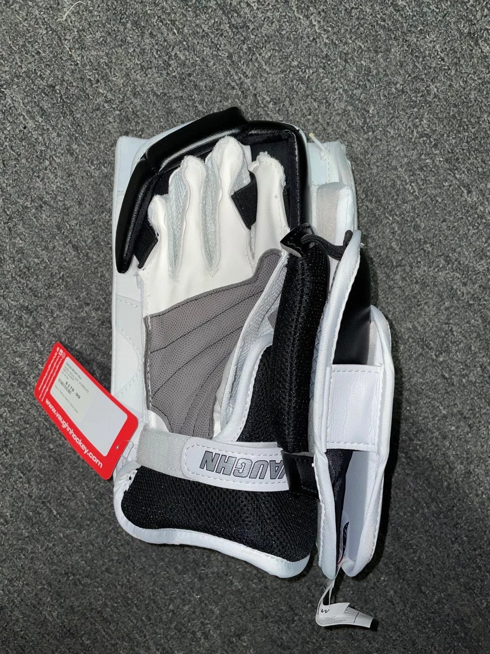 VAUGHN VENTUS SLR2 INTERMEDIATE GOALIE BLOCKER